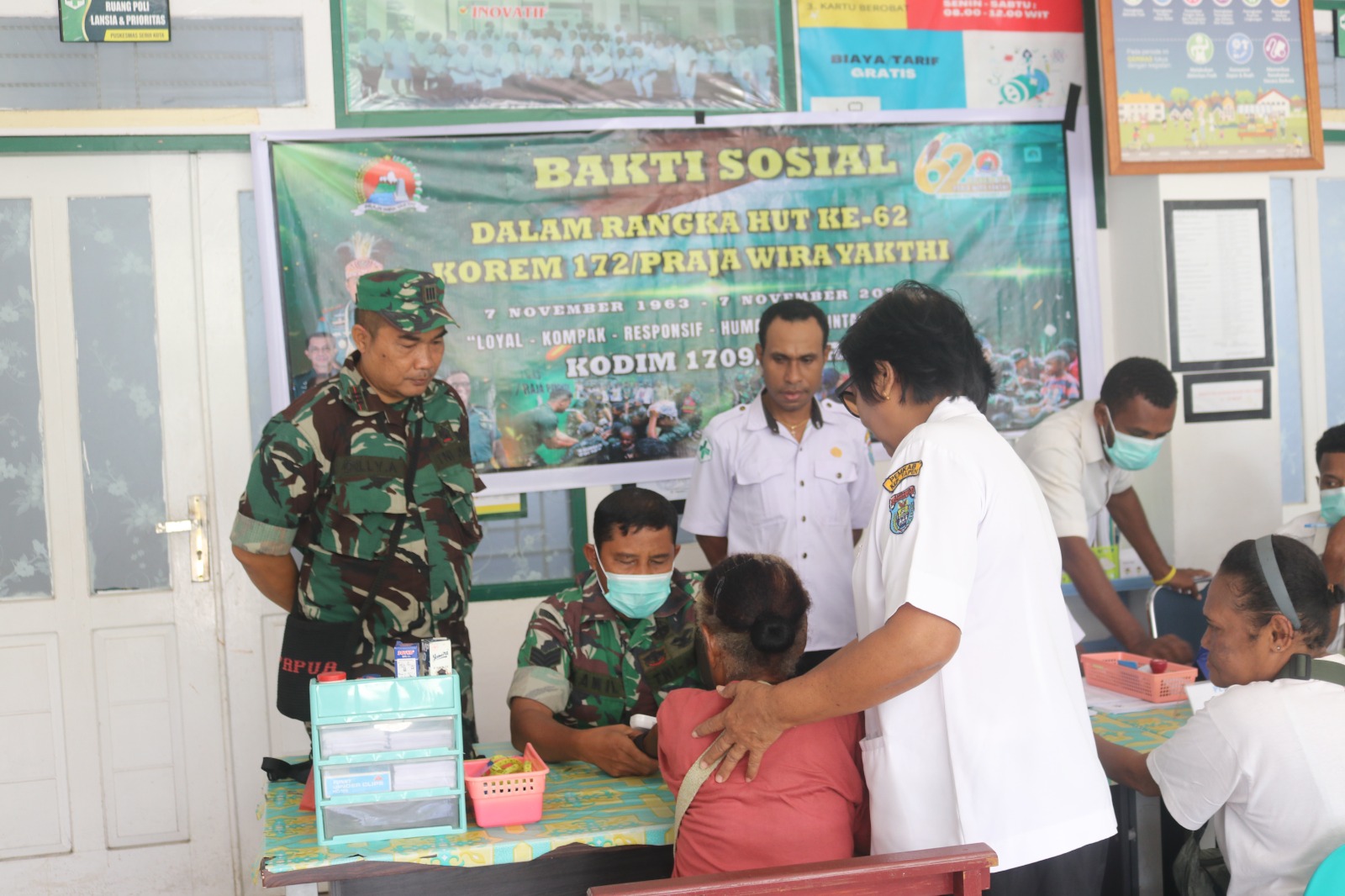 TNI Hadir untuk Rakyat, Kodim 1709/Yawa dan Puskesmas Serui Kota Gelar ...